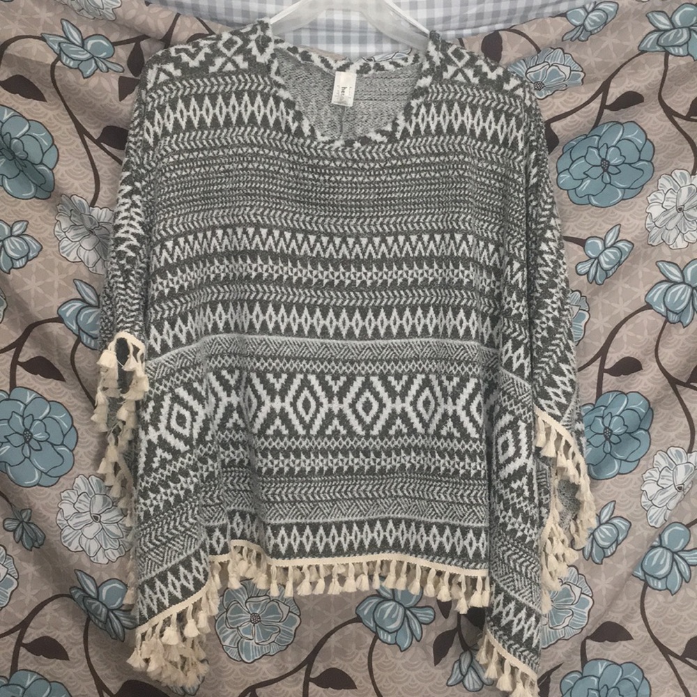 Beautiful Boho Boutique Poncho